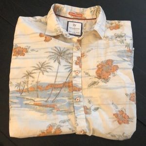 Men’s button down